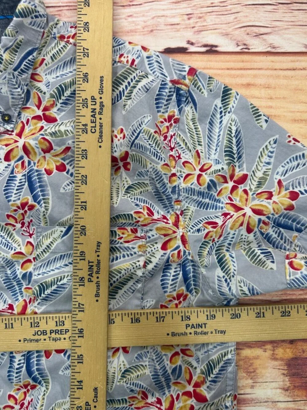 MBX Boys Slim Fit Tropical Shirt Large